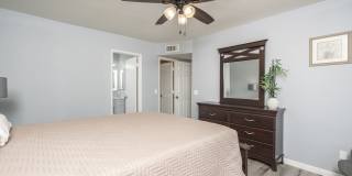 951 West La Jolla Drive Gallery 10