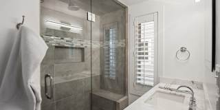 825 E Hopkins Avenue unit: 2N Gallery 17