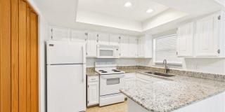 18541 Iris Road Gallery 7