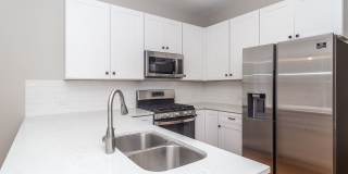 1840 N Saint Louis Avenue Gallery 12