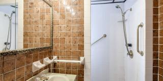 Three Bed Point Breeze Townhome Gallery 13