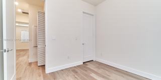 10447 NW 66th St Gallery 24