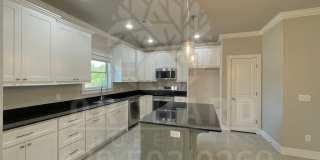 Bella Vista- Single-Family Home- Stunning Moseley Plan Gallery 8