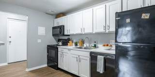 Willowbrooke Apartments & Townhomes Gallery 16
