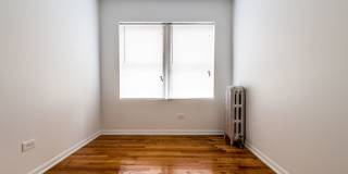 1516 W 78th Street Gallery 6