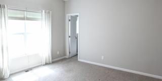 Beautiful Home with a newly finished basement! Gallery 10