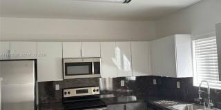 319 SE 20th Ter Gallery 5