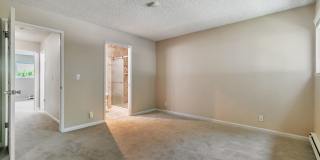 240 Union Ave Gallery 25