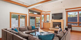 1085 Cemetery Lane unit: A Gallery 1