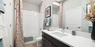 AMLI Lofts Gallery 37