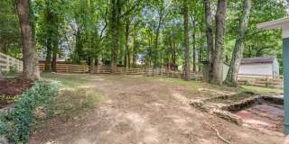 4 Bedroom Ranch w/ Fenced Yard Gallery 27
