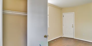 Come Home to Buena Vista 3 Bedroom Apartment in SE Washington DC Gallery 1