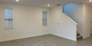 Beautiful 3 bed /2.5 bath Waiting For You!  SOLAR!!  Please read entire ad for viewings! Gallery 5
