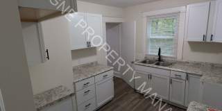 3 Bedroom Home, centrally located in the heart of Kansas City Gallery 12