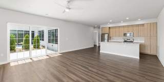 Heyday Oak Creek Gallery 1