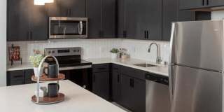 The Redwell Gallery 37