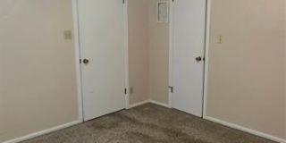 2117 Grand Avenue Gallery 7