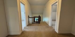 4821 Centre Avenue Gallery 10