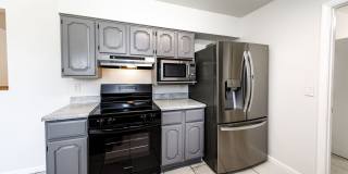Spacious Ranch Living – 3 Beds, 2 Baths, 2 Car Garage & Large Backyard Gallery 18