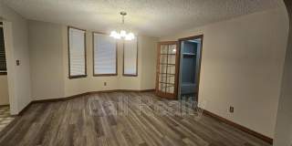 714 W Kiernan Gallery 1