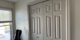 $2,650 2BD/1.5BA South Portland Near I-295 Gallery 18