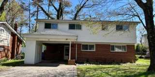 Fully updated 4 BR/2.5 BA home close to all amenities, Route 29 and 495 Gallery 1