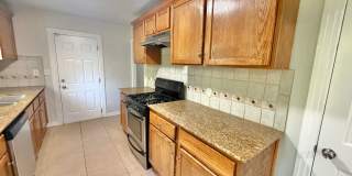 4 Bedroom home! Gallery 30