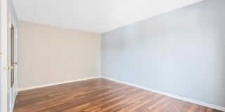 300 Lookout Avenue Gallery 11