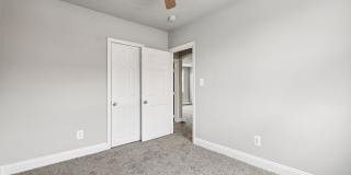 Oaklee Village Gallery 76