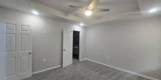 4939 Woodland Ave Gallery 17
