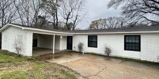 1316 E Raines Rd Gallery 1