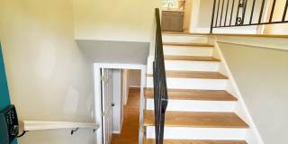 Prime Brentwood area 3 bedroom home! Gallery 3