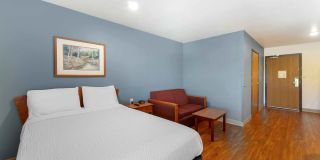 Akron - South Gallery 1