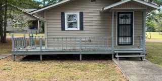 University Place 1- Charming 2 BD, 1 BA Home! Gallery 1