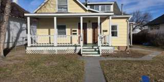 25 Alderson Ave Gallery 1