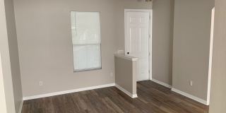 BEAUTIFUL 3/2.5 Townhome In Avalon Park! Gallery 4