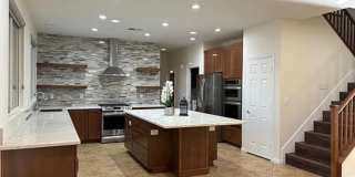 Elegant 4-Bedroom Oasis Near Downtown Summerlin Gallery 12