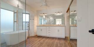 Gorgeous Remodel in Tempe close to ASU!!!  Available May 1st!!!  Great Layout!!!  Great Yard!!!  You will not be disappointed!!! Gallery 35