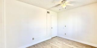AVAILABLE NOW! 3 Bedroom 2 Bathroom Home in Golden Sun Estates! Gallery 21
