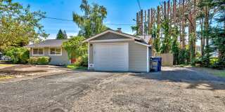 Lynnwood Rambler Gallery 1