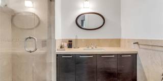 10090 Bay Harbor Ter Gallery 37