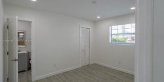 7871 Hope Street Gallery 19