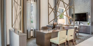Windsor Cityline Gallery 11