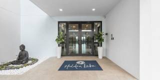 Hidden Lake Gallery 20