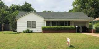 Mowing Included! Lots of character, wood vinyl flooring and carpet, large, fenced yard, ready for move in! Mowing Included! Lots of character, wood vinyl flooring and carpet, large, fenced yard, ready for move in! Gallery 1