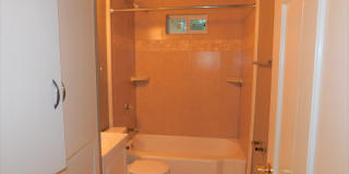 SUPER LOCATION / NO CARPET   --   ( FREE RENT ; w/ qualified app:   CALL FOR DETAILS )_ Gallery 13