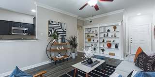 The Village at Bellaire Apartments Gallery 46