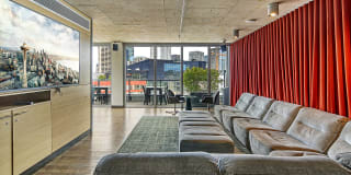 Excelsior Gallery 29