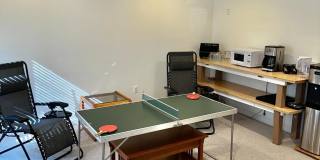 1607 SENECA Avenue Gallery 30