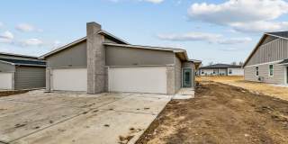 3 bed, 2 bath duplex SE Wichita Gallery 1